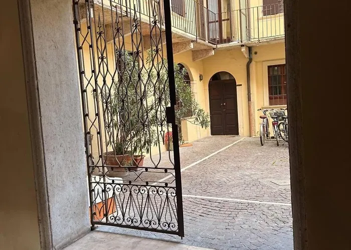 Flat For A Magical Christmas In